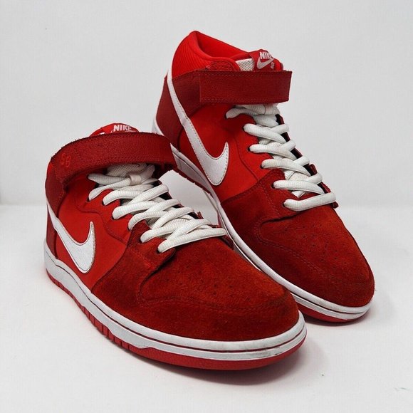 nike sb dunk mid hyper red